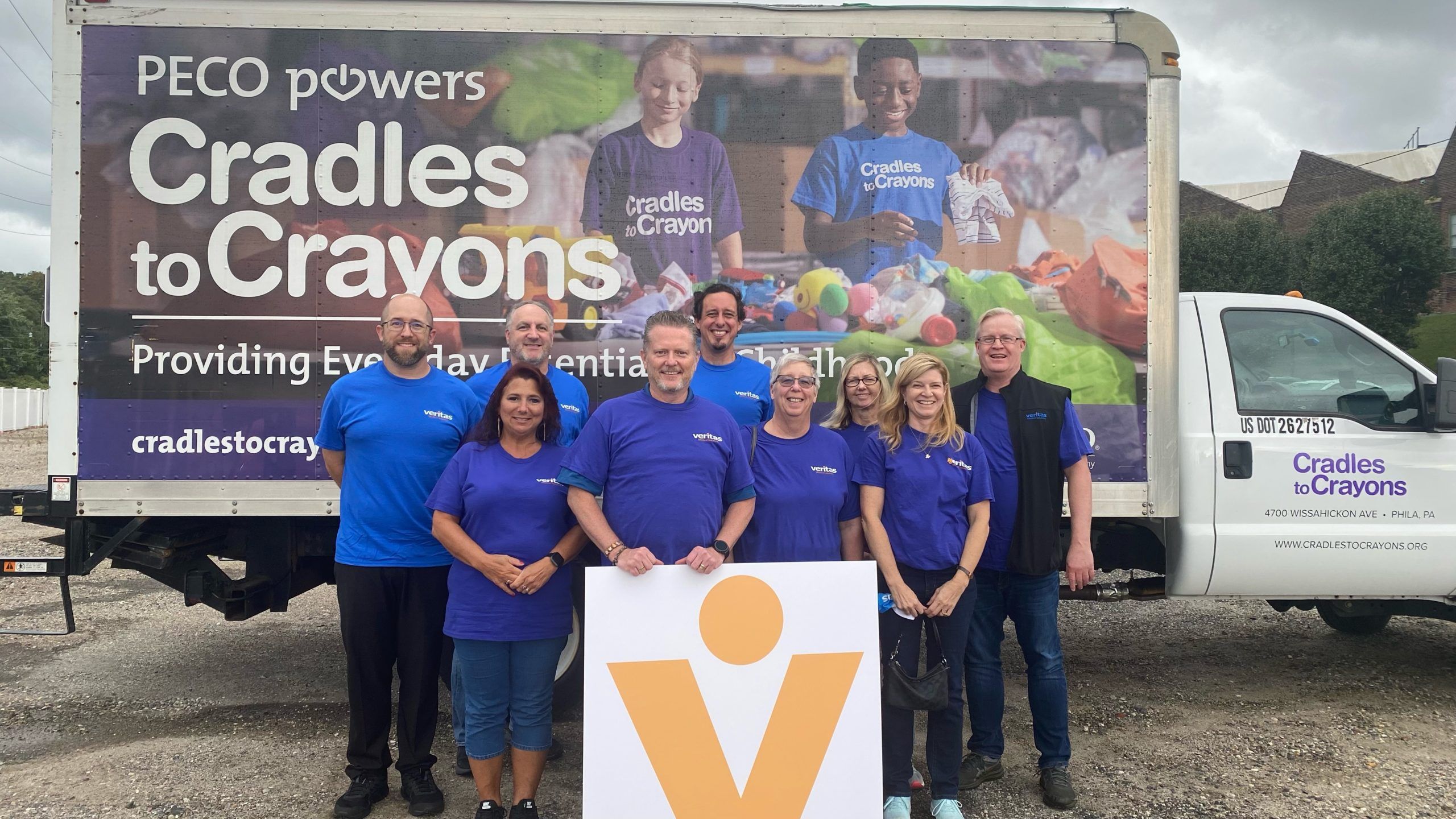 Veritas Employees Pay it Forward